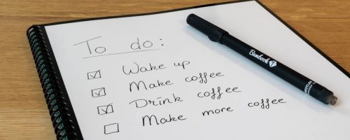 Checklist de prontidão para importar Prancheta com checklist, ilustrando o diagnóstico de prontidão para importar